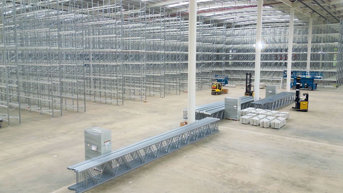 Almacén de 54.000 pallets en Reino Unido para líder mundial en gestión